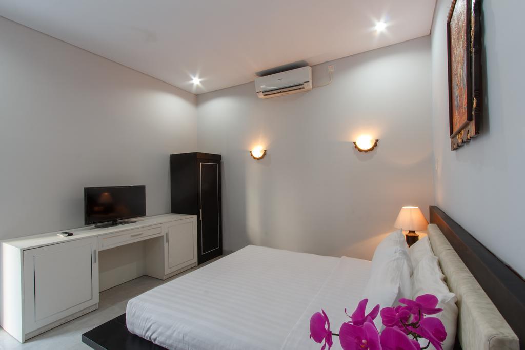 Mahayana Kuta Hotel BALI Room photo