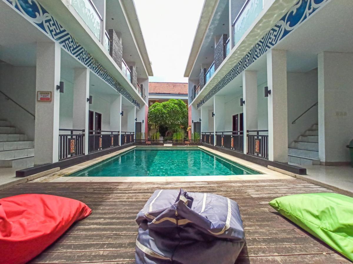 Mahayana Kuta Hotel BALI Exterior photo